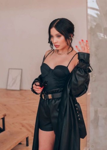 Сандра, Г. Кораблино